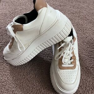 Madden Girl size 8.5